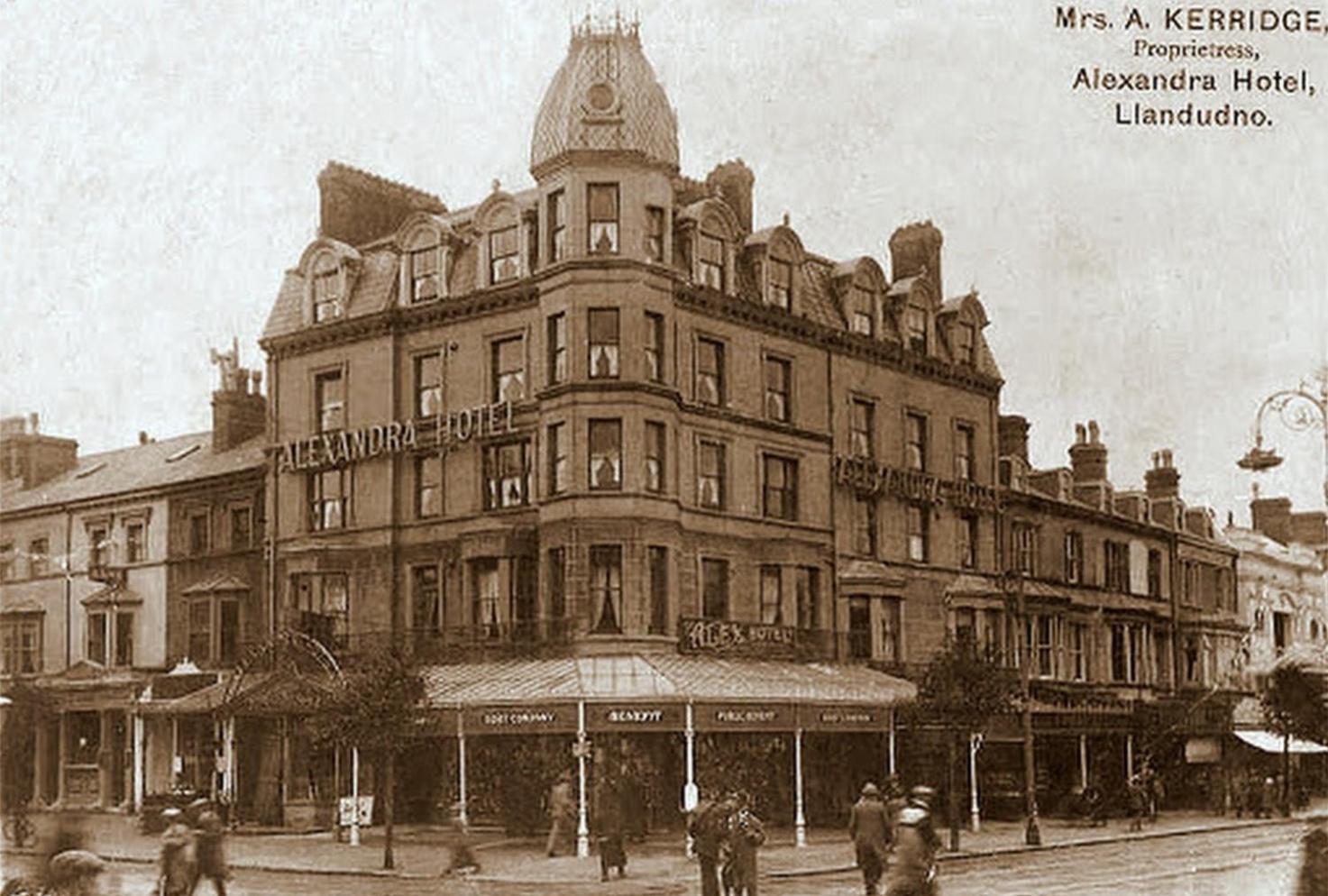 The New Alexandra Hotel Лландидно Экстерьер фото